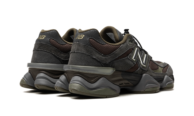 Tech 9060 Blacktop/Dark Moss/Black