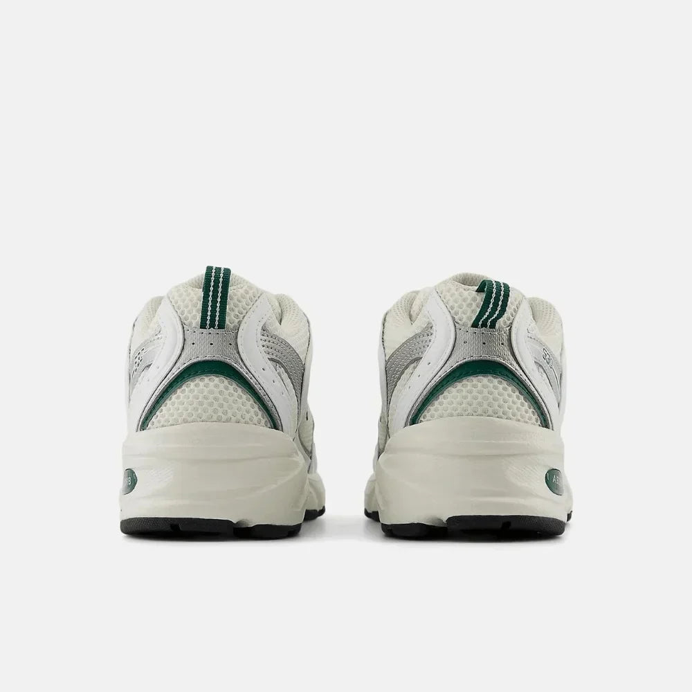 Runner 530 Sea Salt White Marsh Green