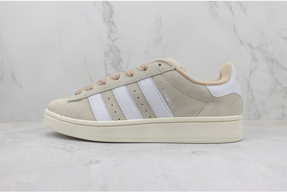 Suede Classic Trainer 00s Wonder White