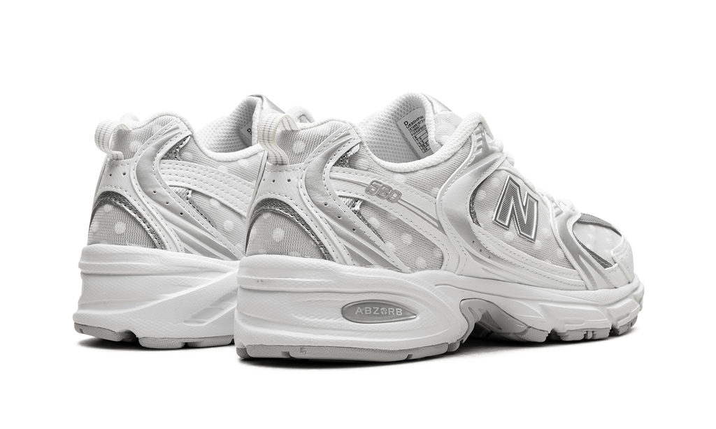 Runner 530 Silver Metallic Polka Dots