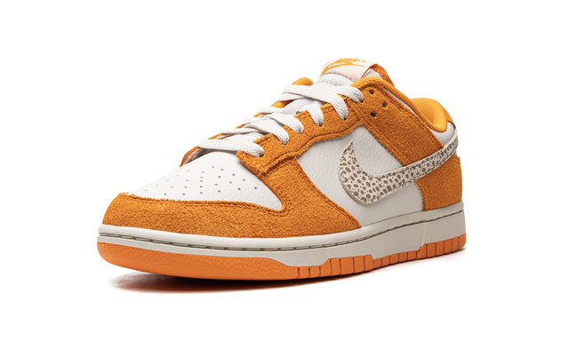 Court Low AS Safari Swoosh Kumquat