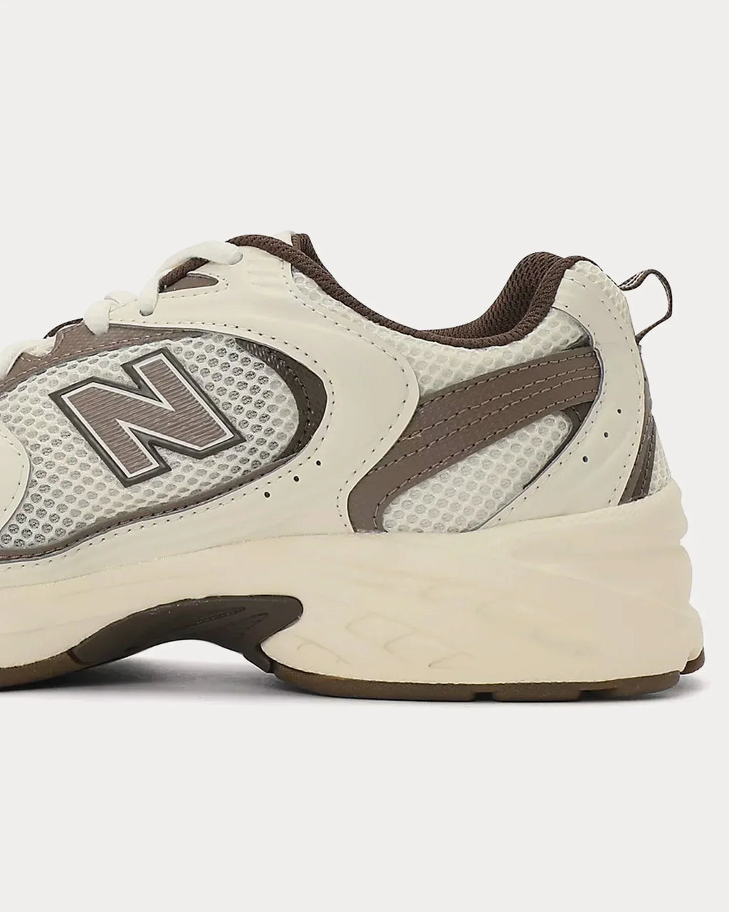 Runner 530 Turtledove Mushroom