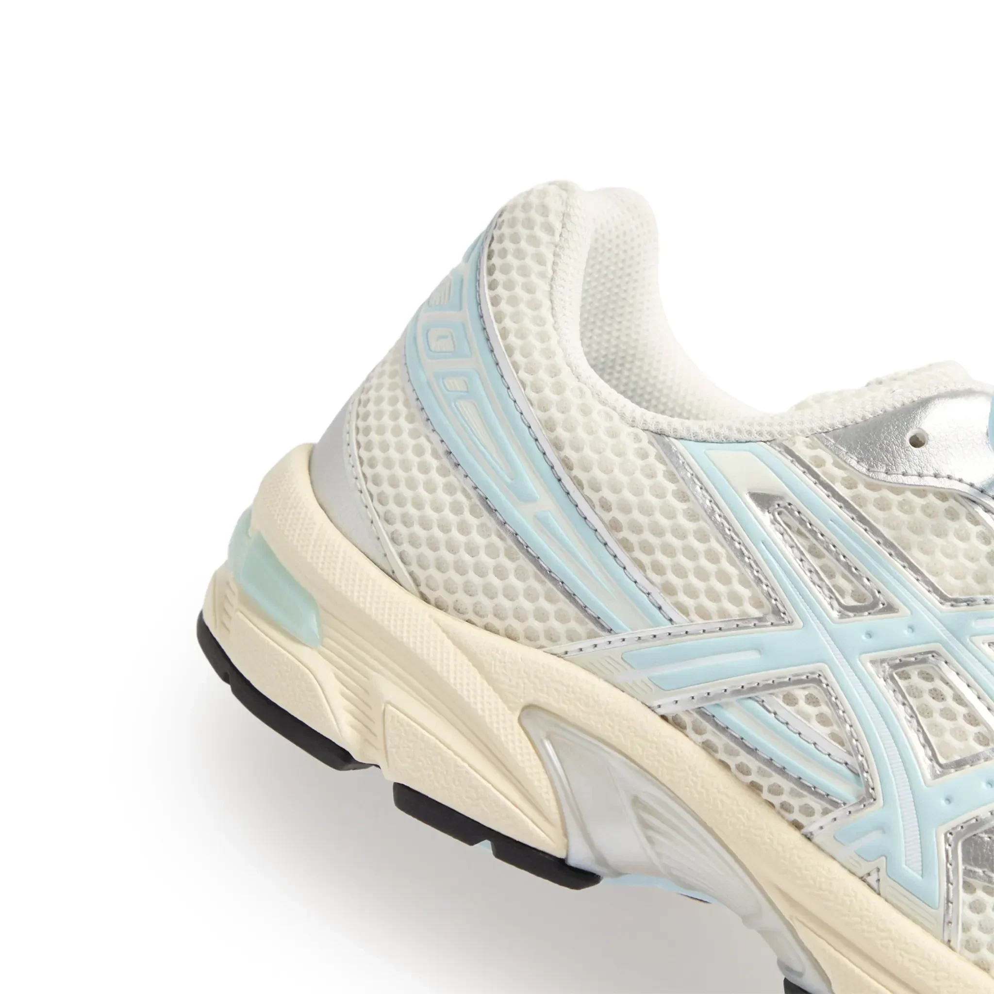 Gel-1130 x Kith Cream Starlight Blue