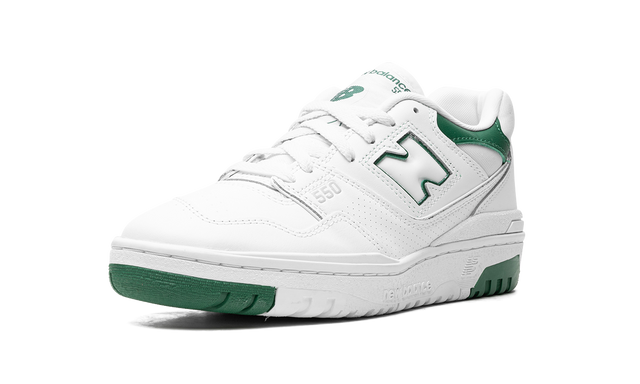 Court 550 White Classic Pine