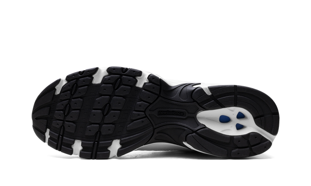 Runner 530 White Purple