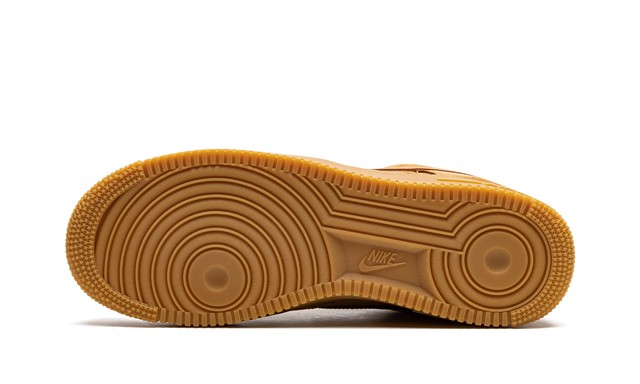 Classic Court 1 Low SP Wheat