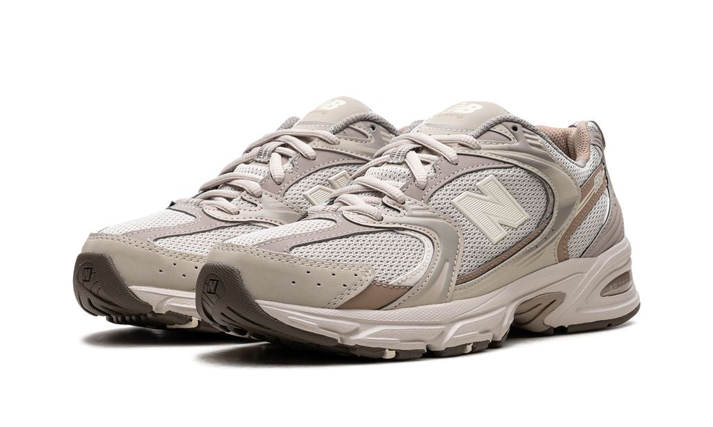 Runner 530 Cream Beige