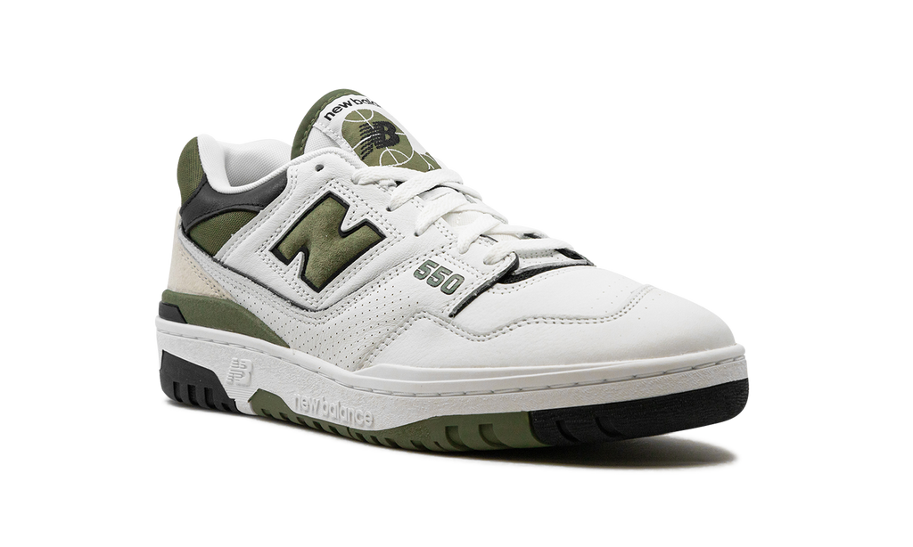 Court 550 White / Dark Olivine