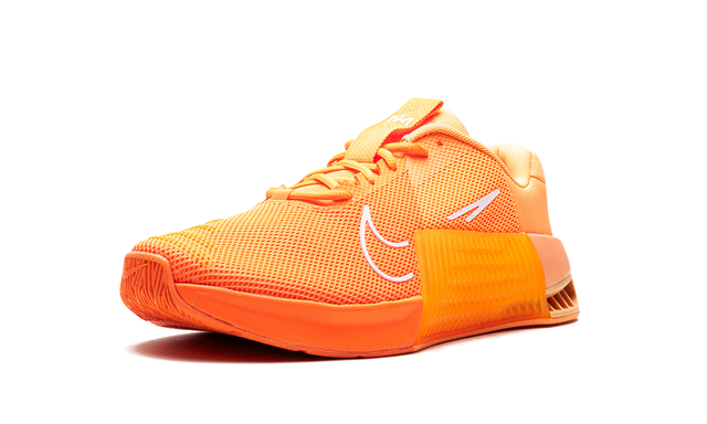 Metcon 9 AMP Atomic Orange
