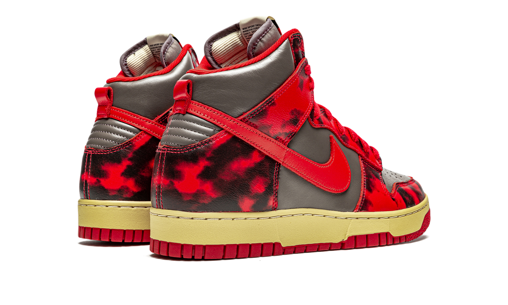 Court High Red Acid Wash