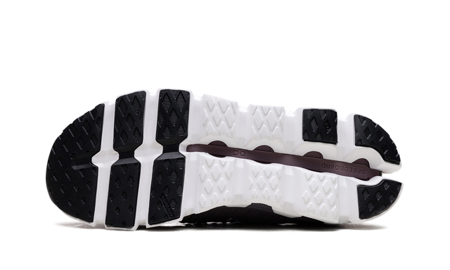 Cloud Swift 3 On Shoes Fade/Black